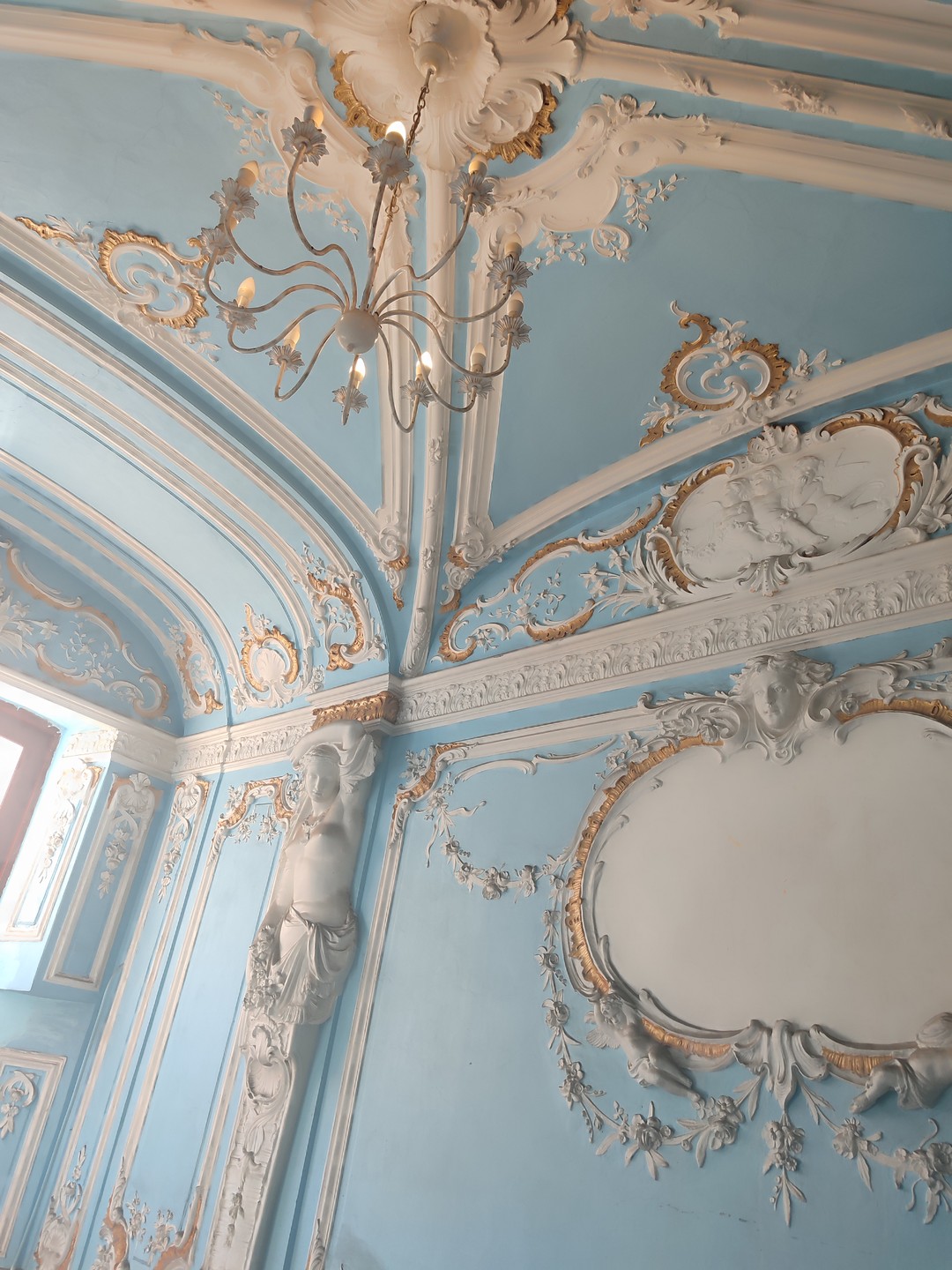 Питерский лайфстайл: по старинным парадным и дворам-колодцам (Арина)