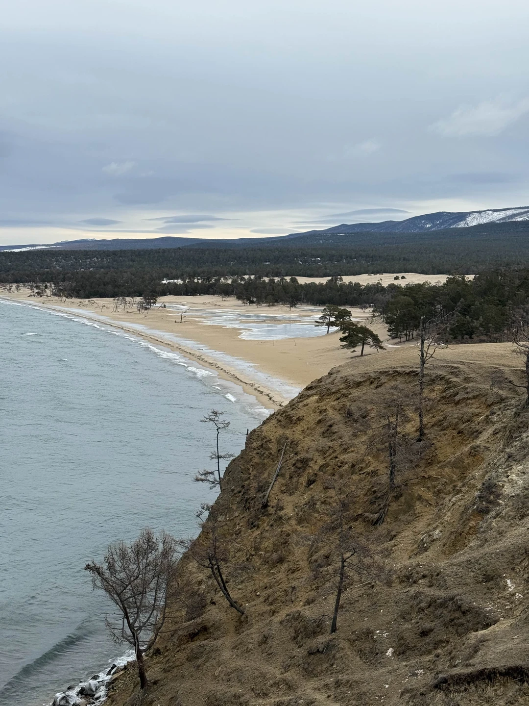 Отличная поезда. Огромное спасибо Сергею. Все очень продуманно. Доехали до самой северной точки острова. Незабываемые виды