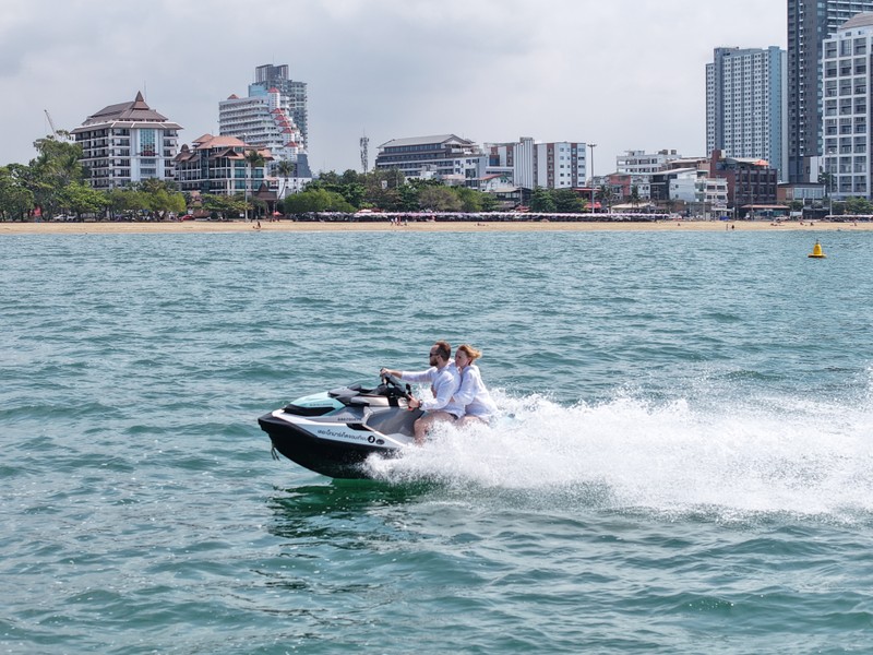 Огромное спасибо! Получили массу впечатлений! Брал на 30 минут с дроном и GoPro, новый гидроцикл, удалось