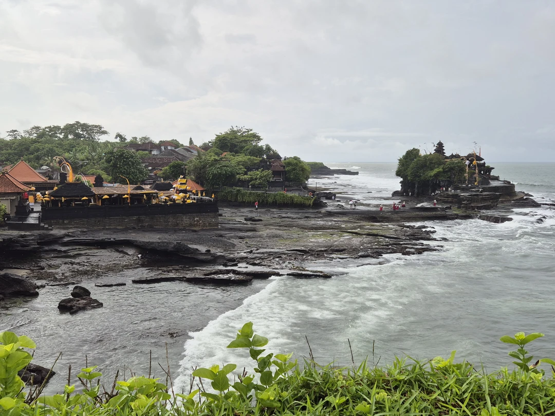 Прекрасная экскурсия! Получилось достаточно времени погулять на всех точках, посмотрели красивые места, Ваян рассказал про каждое
