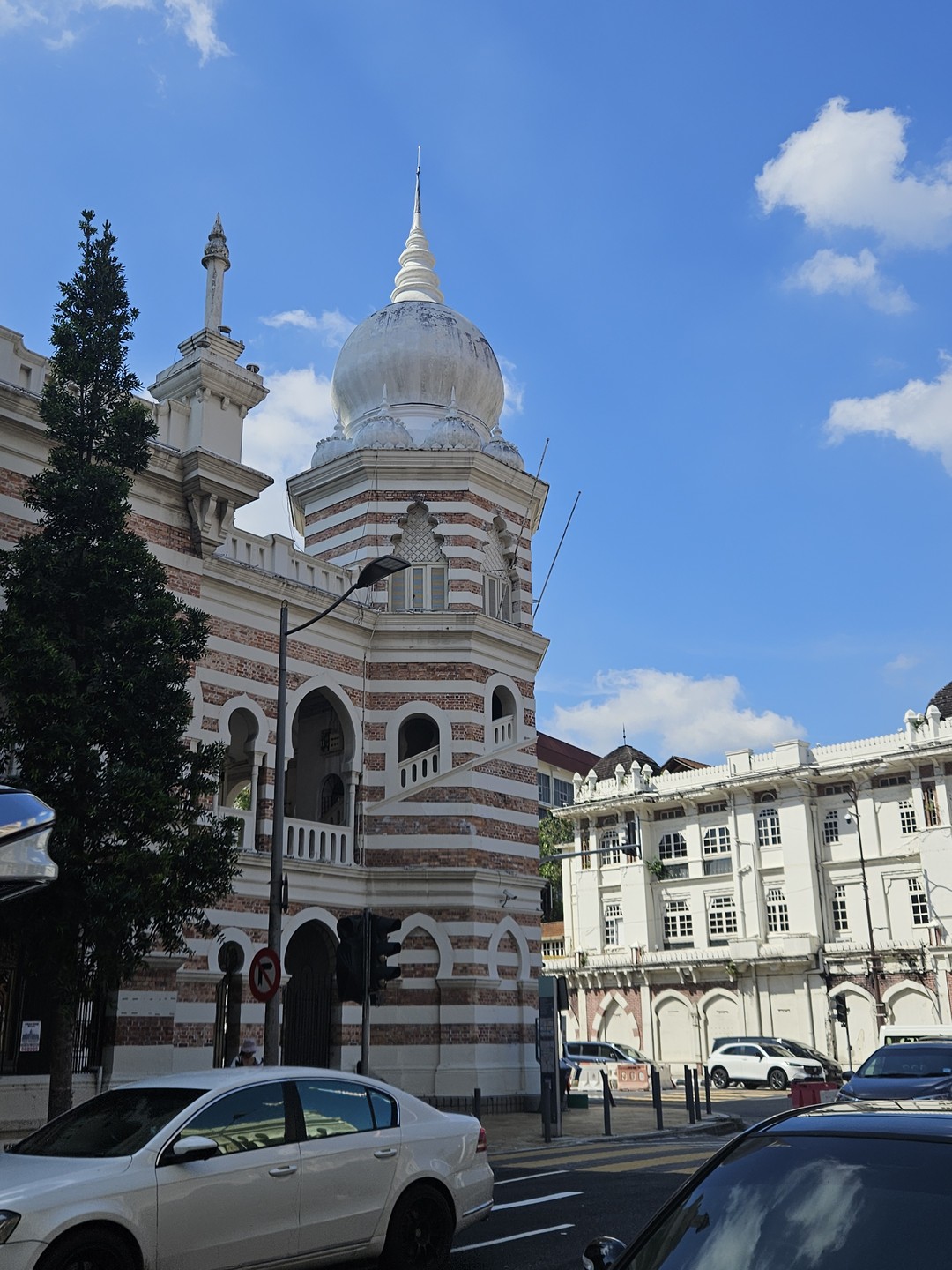 Замечательная обзорная экскурсия, гид Инна провела нас по всем заявленным локациям, познакомила нас историей и культурой