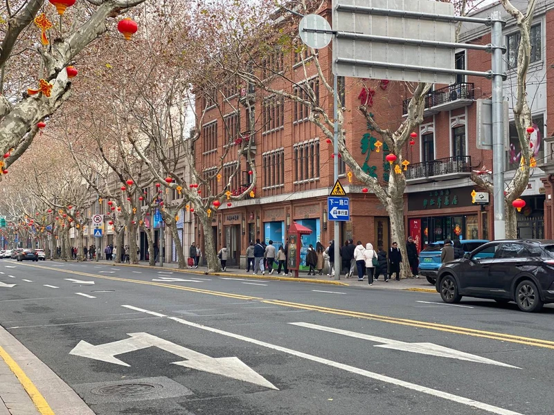 Это наш любимый формат экскурсий - прогуляться по городу, за один день посетить все "визитные карточки"