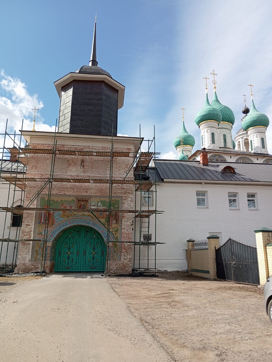 Из Ярославля - в старинный Толгский монастырь (Наталья)