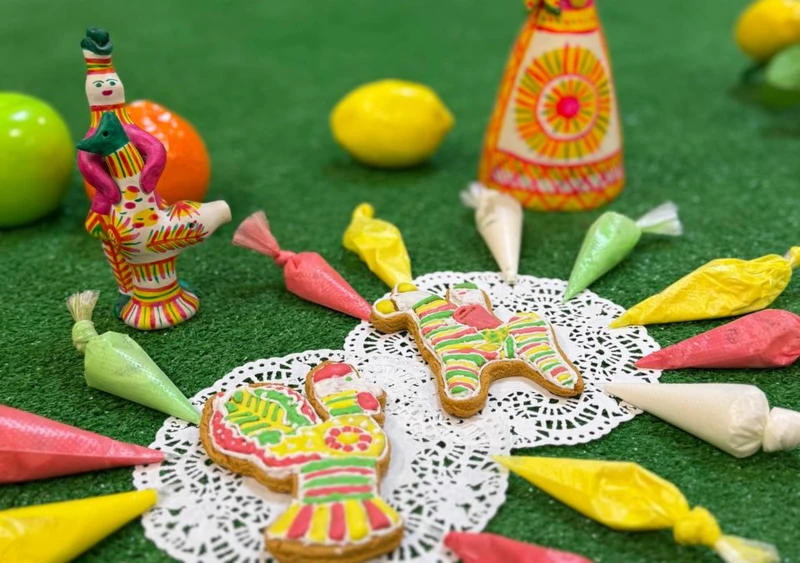 Мастер-класс по росписи имбирного пряника «Сладкое филимоновское чудо»