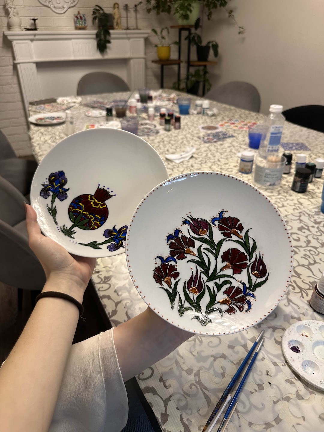 С удовольствием провели утро на арт-завтраке: послушали про узоры Востока, изник и попробовали свои (скромные) навыки