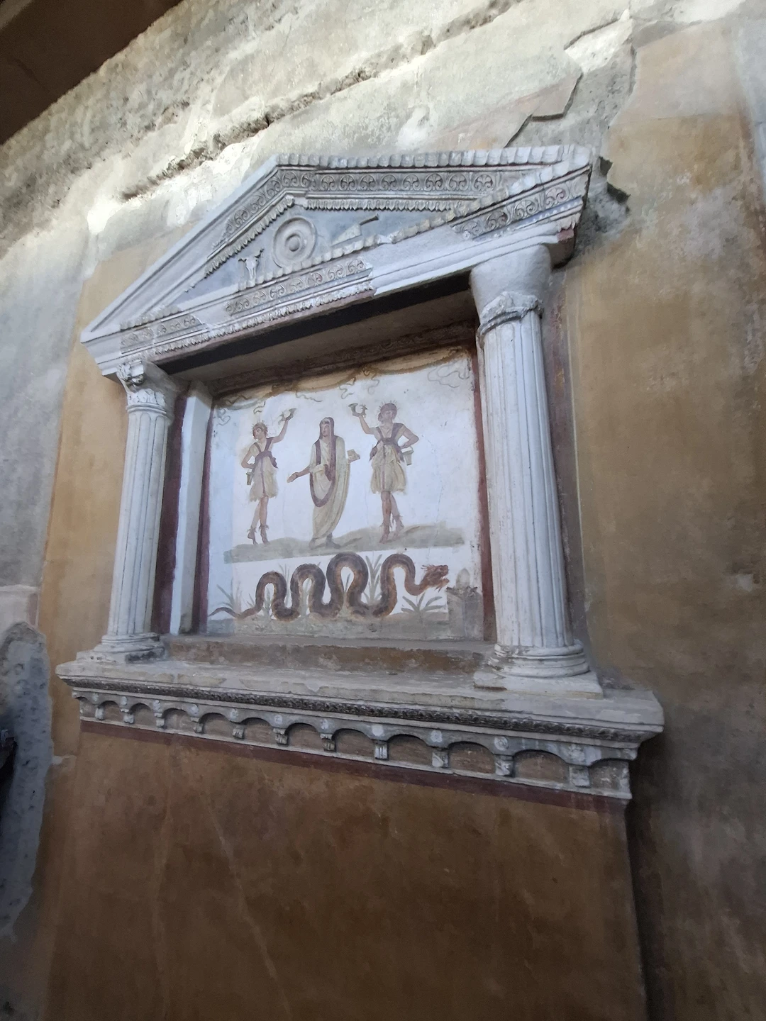 Помпеи - погружение в прошлое и свежий взгляд на настоящее (Соня)