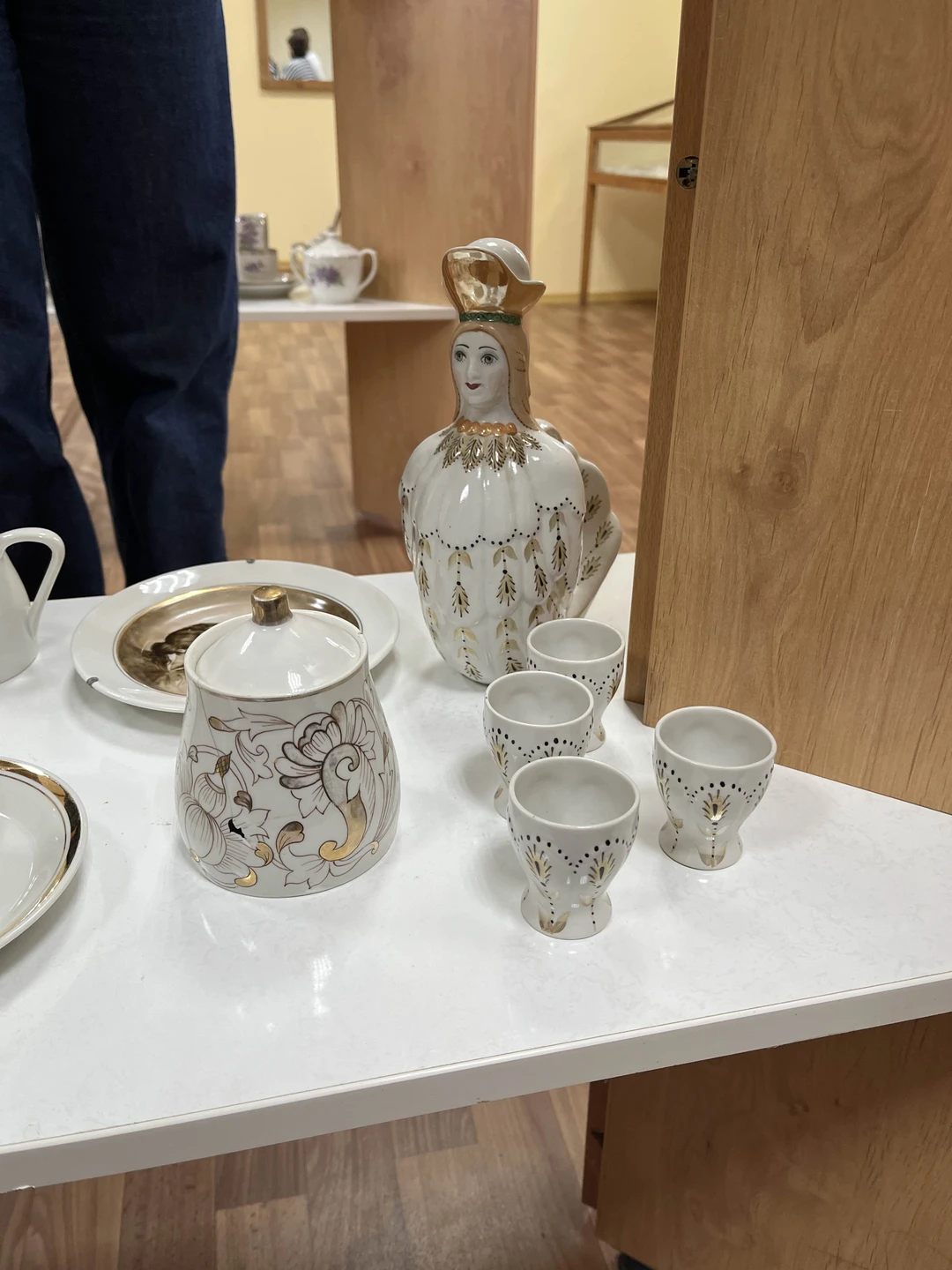 Прекрасная, интересная и наполненная экскурсия! И шикарный мастер-класс. И конечно же экскурсовод - харизматичный и знающий)