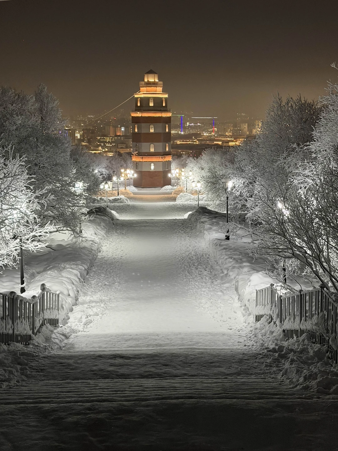 Были на экскурсии с Сергеем 04.01.2026. Хотим сказать огромное спасибо за интересное знакомство с городом и