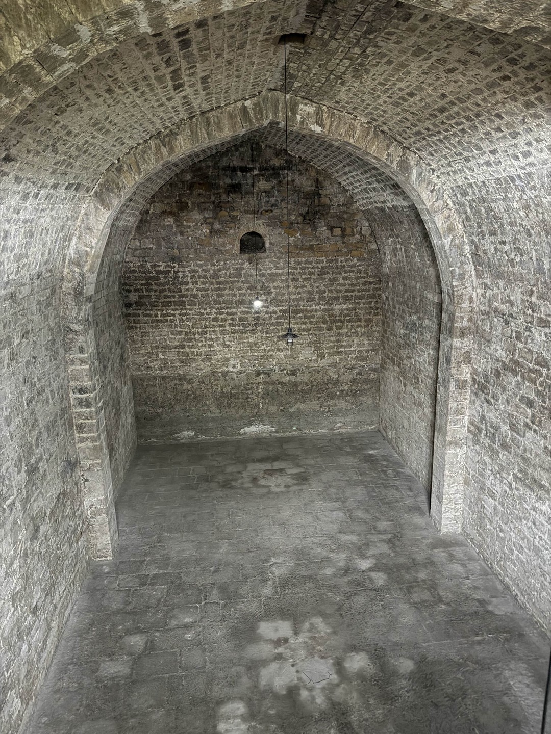 Дербент умеет удивлять: магалы, хаммамы и цитадель Нарын-Кала (Илья)