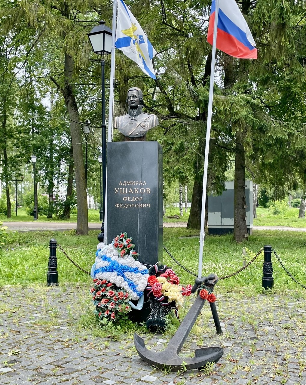 В Тутаев наша маленькая команда отправилась рано утром в воскресенье. Наталья - прекрасный рассказчик и аккуратный