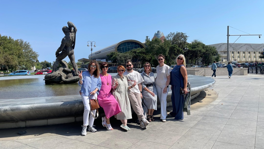 Давно хотелось побывать в Азербайджане. И вот в сентябре звезды сошлись😀 выбрала тур: понравилось описание, хорошие