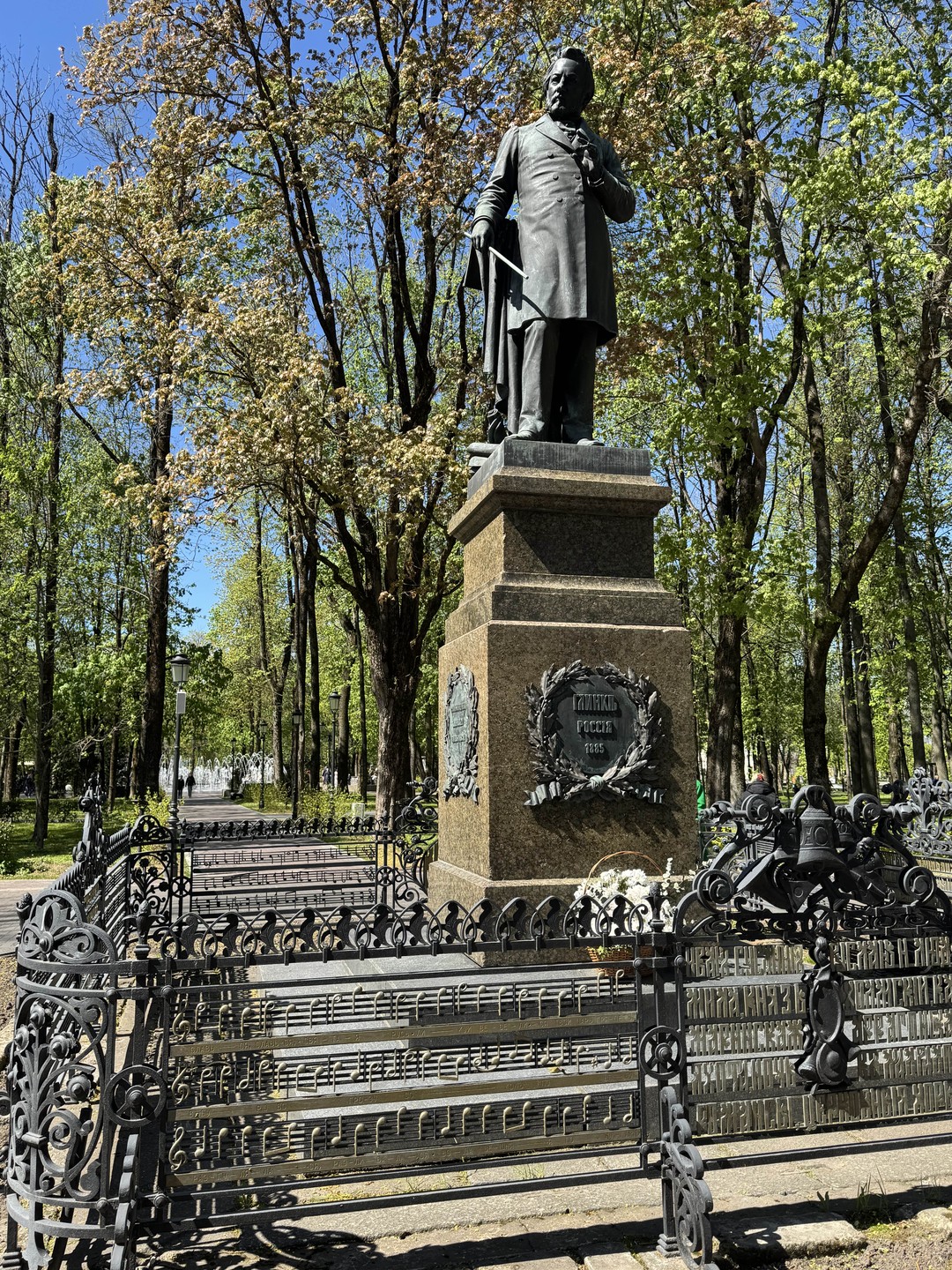 Интересная экскурсия по городу с богатейшей историей от увлеченного, знающего и влюбленного в свой город человека