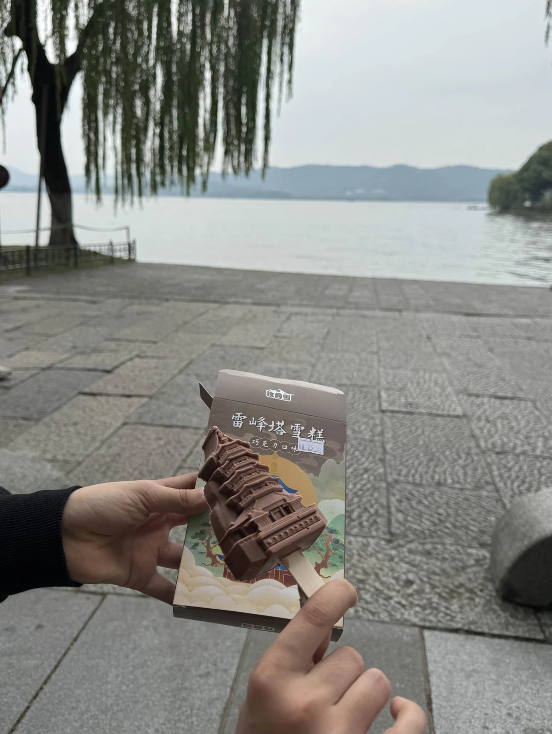 Спасибо Татьяне, отлично выгуляла нас. За несколько часов мы успели увидеть самое важное в городе, попробовать