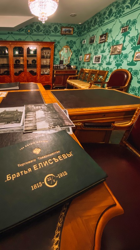 Елисеевский магазин: торговый зал, внутренние помещения и музей