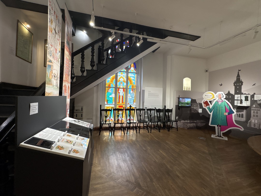 Очень информативная экскурсия, приятная в общении экскурсовод Виктория, профессионал. Благодарим от всей семьи