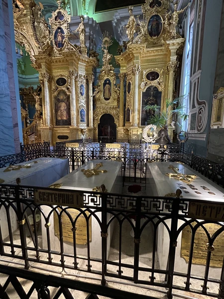 Спасибо большое за удивительно проведенное время. Великолепное погружение в историю