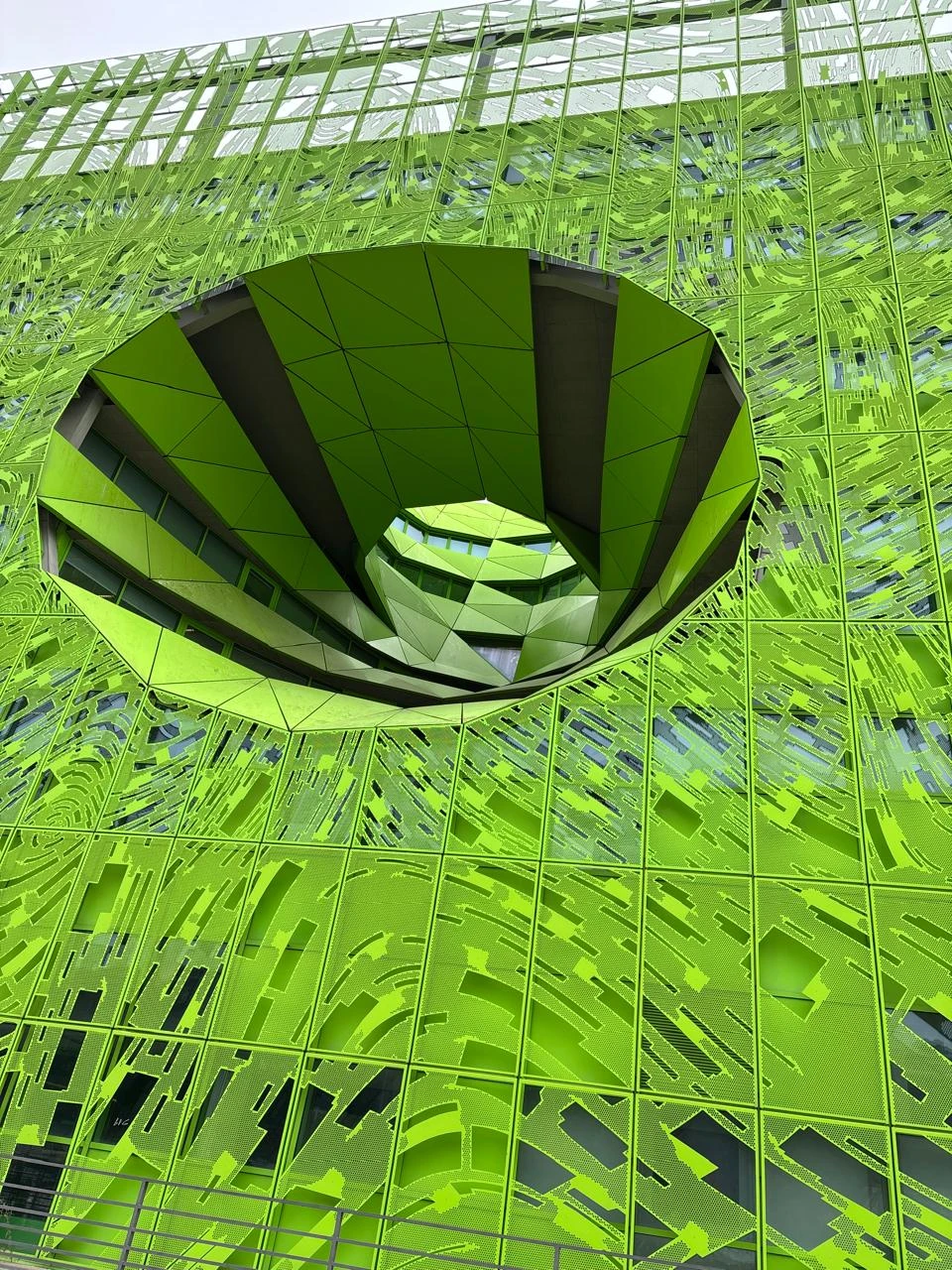 От всей души хотим поблагодарить Екатерину за душевную и интересную экскурсию!! Были 16 октября в Лионе