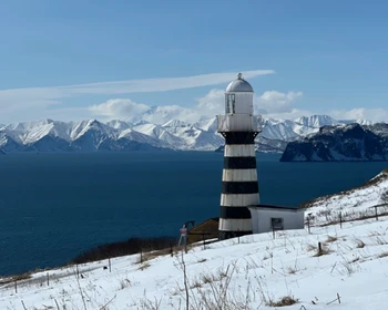 Маячный мыс, смотровые площадки, скалы Три Брата