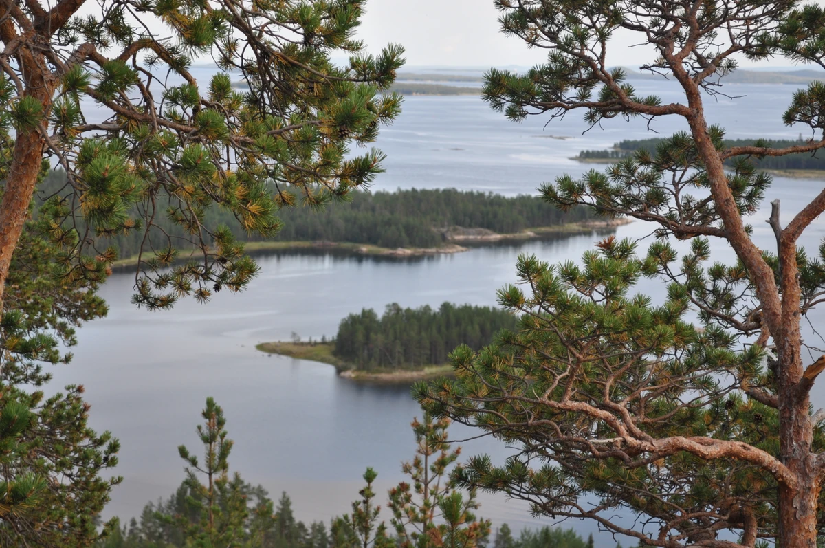 Из Кандалакши — к Колвицкому водопаду (9/12)
