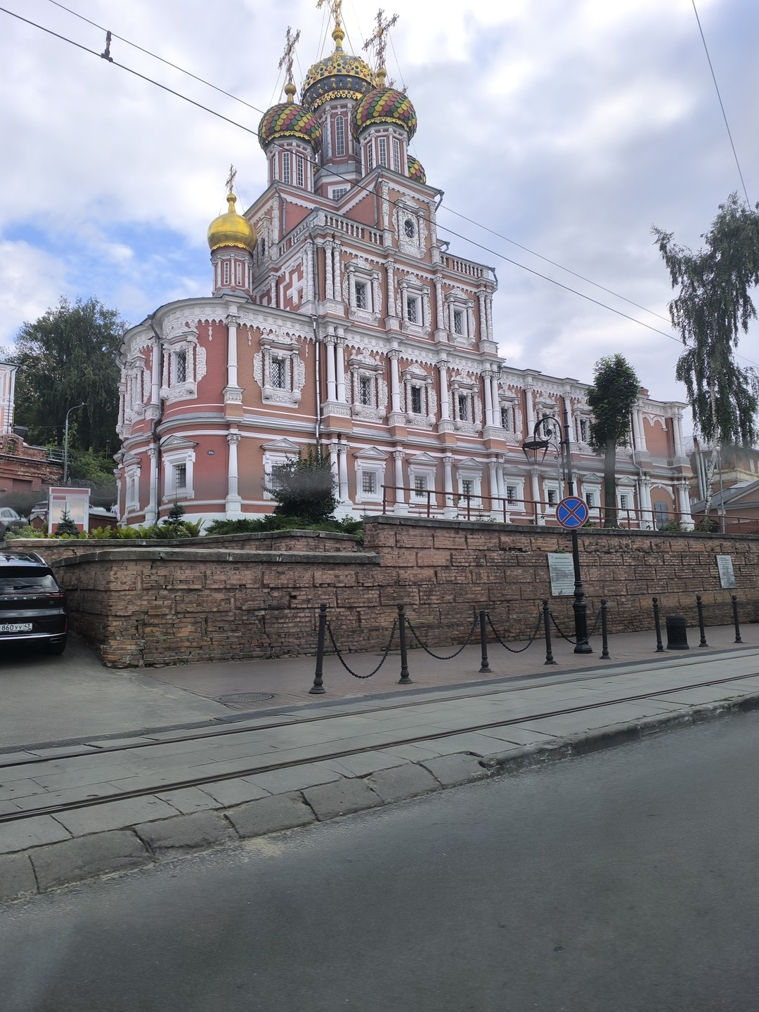 Прекрасная экскурсия по Нижнему Новгороду. Посетили много значимых мест, по дороге услышали интересные истории о домах, архитектурных решениях.