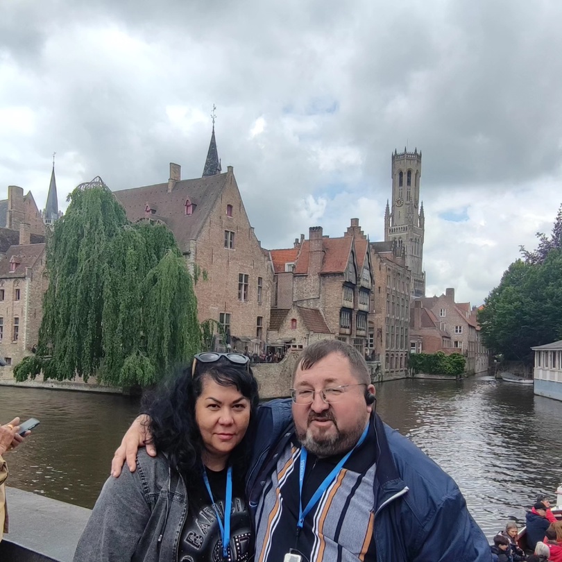 Сегодня провели прекрасный день в Брюгге в компании гида Ларисы. Приятная прогулка, интересный рассказ об истории