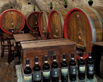 Дегустация и обед на винодельне, прогулка по Греве-ин-Кьянти, ужин у мясника