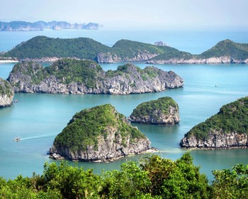 Переезд в Халонг, круиз на корабле
