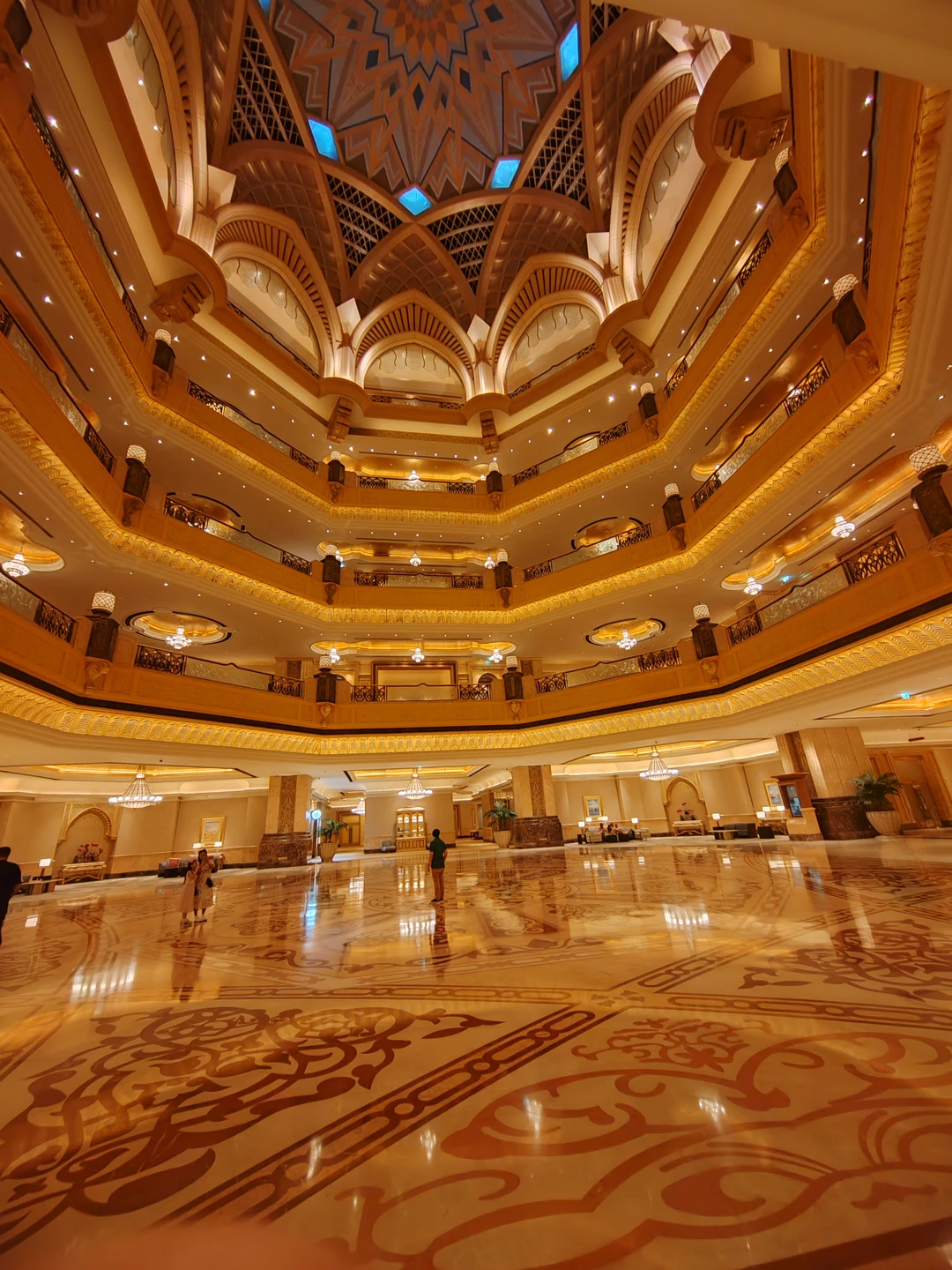 Потрясающая экскурсия с Амином. Очень интересно, насыщенно, все на лайте. Рекомендую 👍