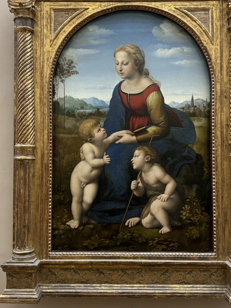 Огромное спасибо за потрясающую экскурсию! Наш гид Людмила провела очень интересную индивидуальную экскурсию по Лувру! Сумела