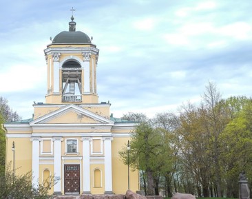Фото достопримечательности: Церковь Святых Петра и Павла