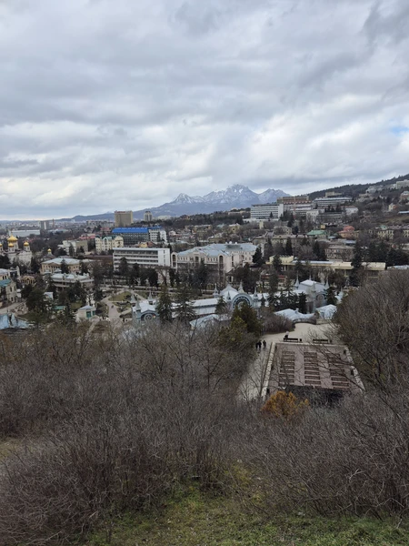 Татьяна - экскурсовод, который отлично знает свой город, его историю. Хорошо чувствует, что интересует гостей и