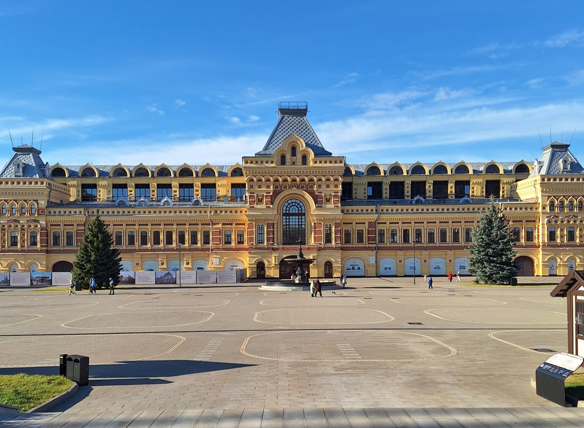 Главное изображение экскурсии - Ярмарка контрастов в Нижнем Новгороде: две грани, два мира, две реки