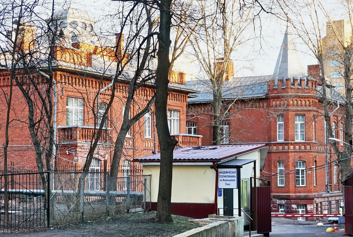 Гостиная горка на берегу Яузы (14/18)