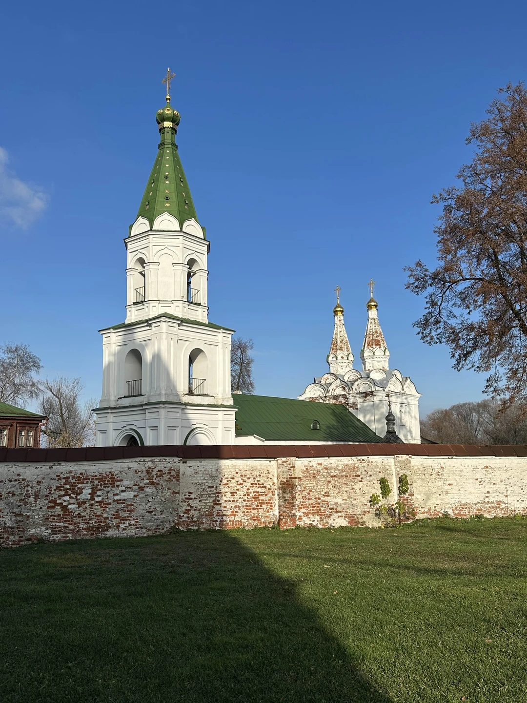 Огромное спасибо Ольге. Влюбила в город. Провели прекрасное утро прогулявшись по городу. Очень повезло с погодой