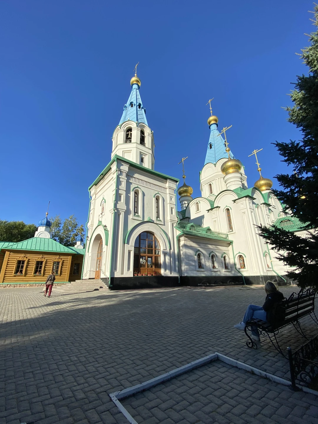 Замечательная экскурсия, рассказывающая об истории города, истории Амурского края. Сергей - прекрасный человек, глубоко знающий родной