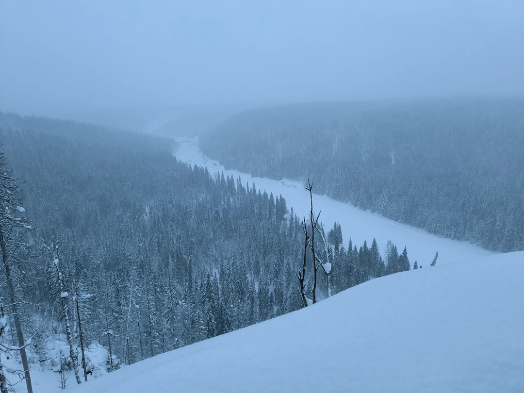 Приятная и интересная поездка в дружеской атмосфере, увидели очень красивые места