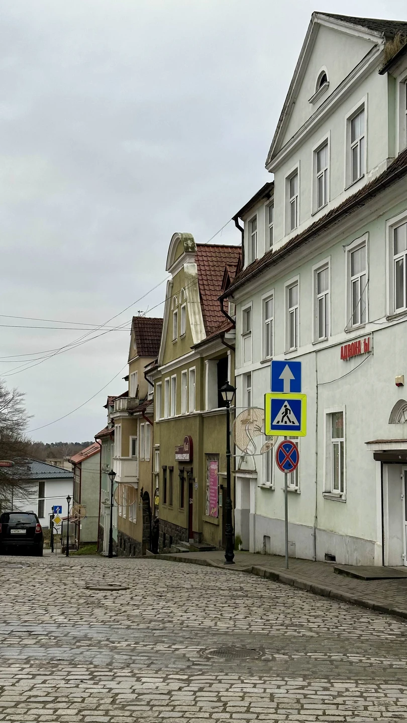 На поиски ускользающей Восточной Пруссии - путешествие в Черняховск в мини-группе (Ольга)