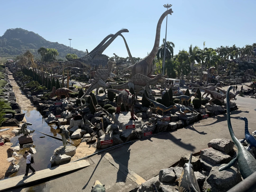 Гид Евгения прекрасно провела экскурсию, рассказала про растения, очень чутко подстраивалась под людей и ситуацию и