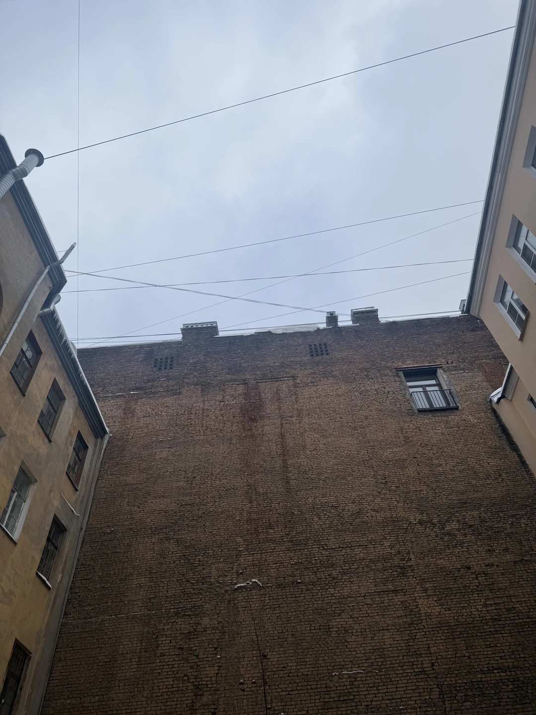 Были с сыном на данной экскурсии. Нам очень понравилось. Экскурсовод Феликс живо и эмоционально подает тематику