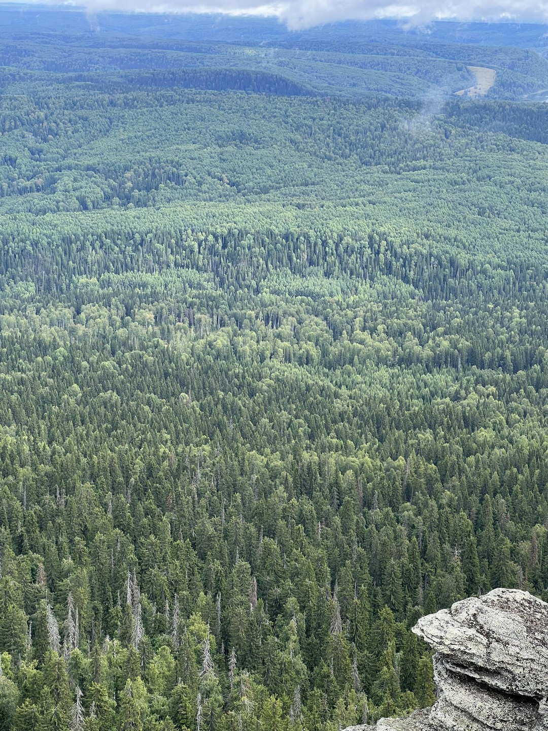 Спасибо организаторам, что получилось составить единый маршрут на 2 дня, включая Усьвинские столбы. Очень не хватает
