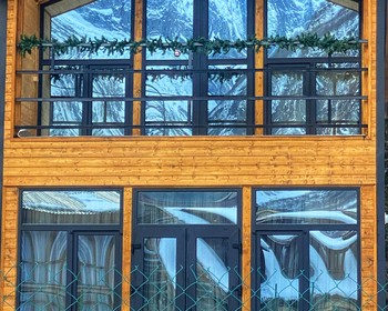 Фото отзыва 1: авторский тур "На джипах к водопадам Домбая и Архыза: индивидуальный отпуск с лёгкими треккингами"