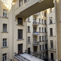 Фото отзыва 1: экскурсия "От парадных до стрит-арта: по знаковым местам Петербурга на авто премиум-класса"