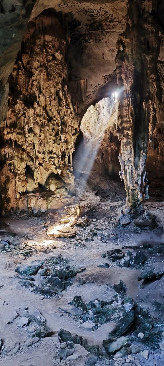 Организация как всегда на высоком уровне. Очень комфортная машина для всей семьи. Гид Сергей хорошо знает