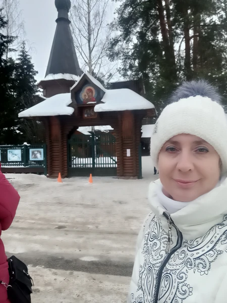 Наталья-очень грамотный,интеллигентный гид и просто приятный человек. Рассказывает доступно и интересно. Знает множество мелких исторический деталей,которые