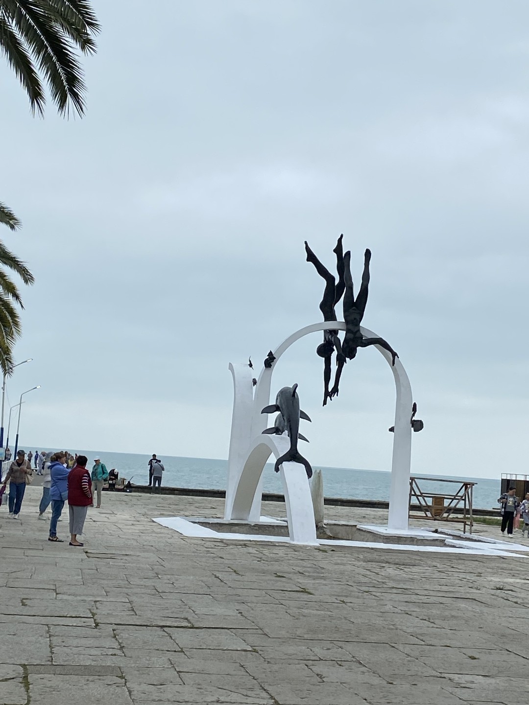 Отлично провели день!Масса незабываемых впечатлений!Астамур отличный рассказчик, человек искренне влюбленный в свою страну и передающий эту