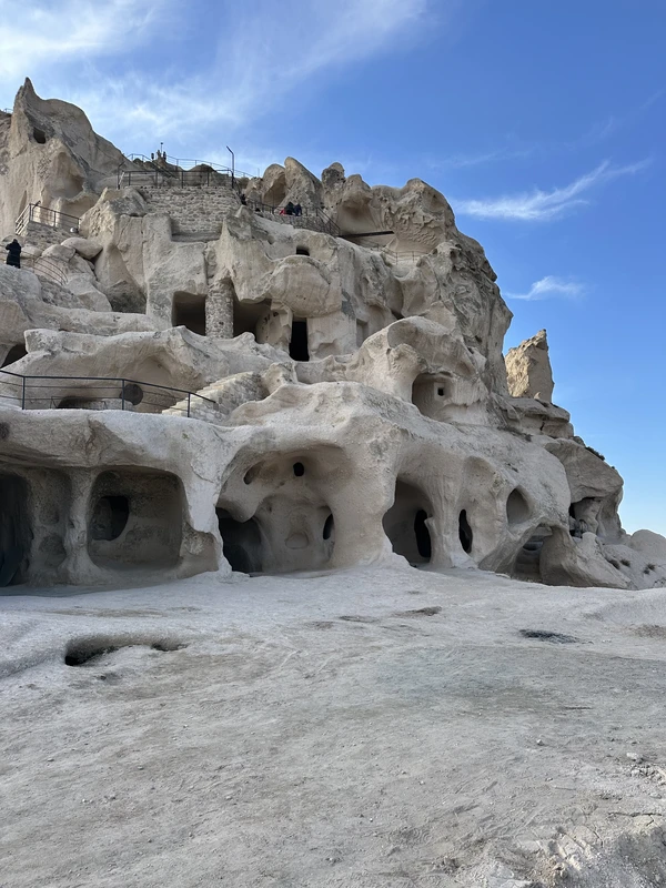 Каппадокия за один день: подземный город, долины и панорамы