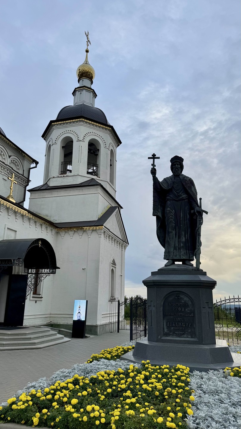 Елена, благодарим вас, за чудесную, неспешную и очень содержательную экскурсию!