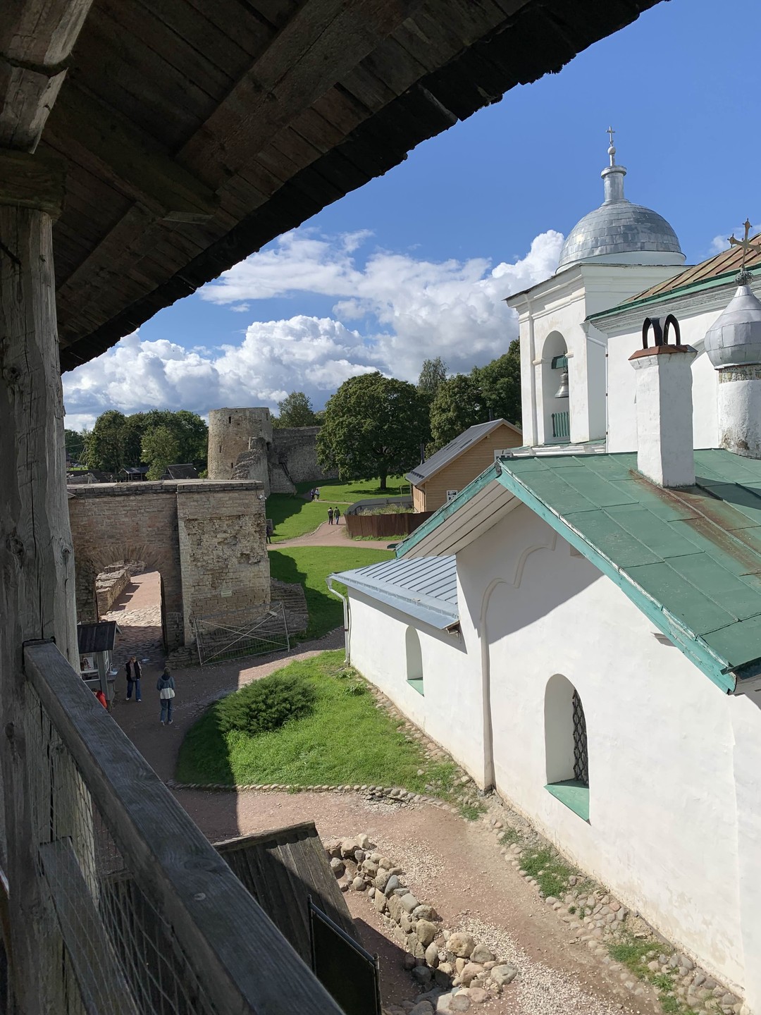 Дух Древней Руси и былинные пейзажи в Изборске (Елена)