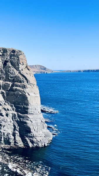 Великолепный гид, который бесподобно знает свой край, любит его и болеет душой. Игорь приятен в беседе, с ним легко преодолеваешь любые маршруты 💙