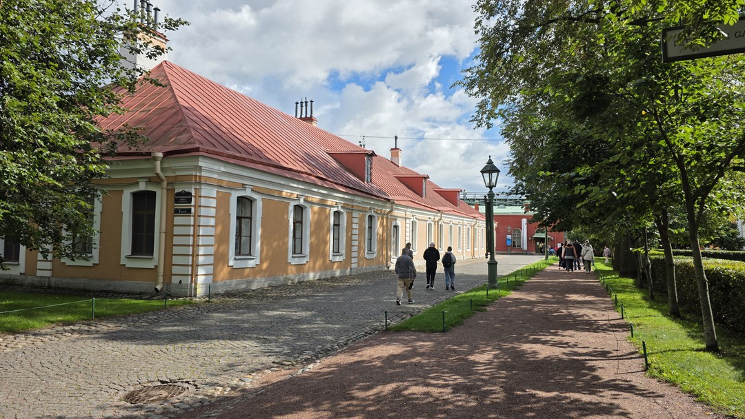 Обзорная экскурсия по Петропавловской крепости (Андрей)